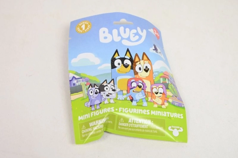 Bluey mini figura titokzatos tasakban (blind bag) 1 db – mix