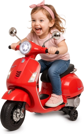 Piros Vespa GTS 125 gyermek elektromos jármű