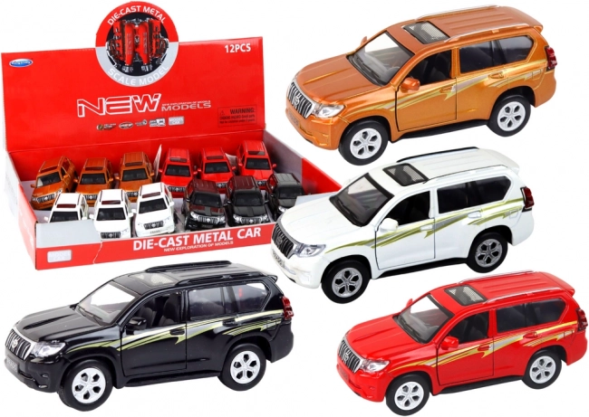 Fém kisautó 12 cm fény- és hangeffektekkel – különböző színek