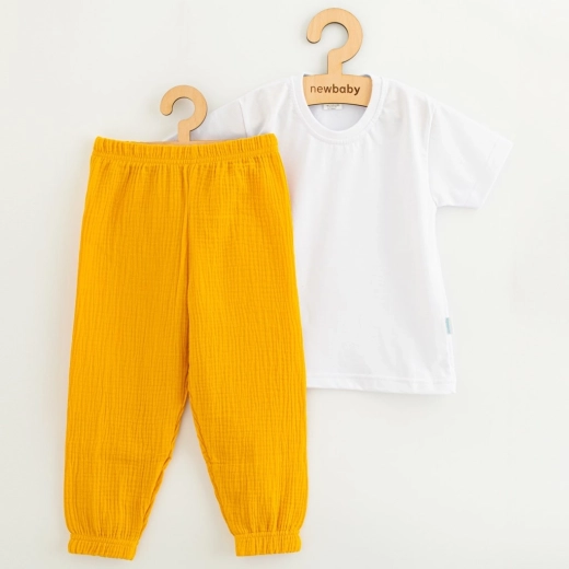 Gyermek pamut póló- és muszlinkanadrág-szett New Baby Kindergarten toffee színben, 122-es méret (6–7 év)