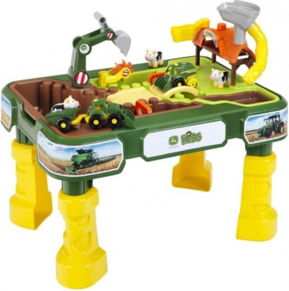 Gyerek játszóasztal a farmon