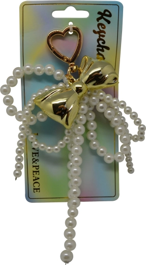 Gyöngyös kulcstartó masnival és szívvel