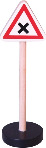 Fából készült közlekedési tábla – útkereszteződésre vigyázni