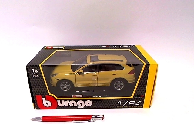 Bburago Porsche Cayenne Turbo sárga 1:24