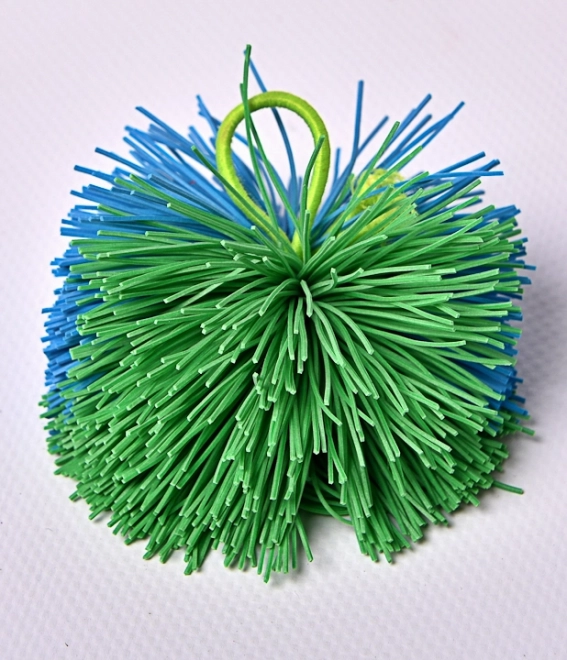 Rózsaszín tortagyertyák tartókkal