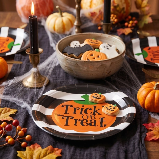 Halloween-i papírtányér tökös Trick or Treat mintával, 23 cm – 8 darab