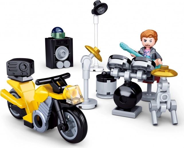 Sluban Város Dobos Motorral