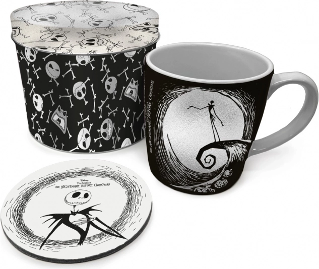 Ajándékszett THE NIGHTMARE BEFORE CHRISTMAS – 315 ml-es bögre, parafa alátét és fémdoboz