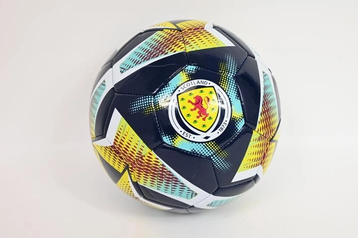 Scotland FA spirál mintás focilabda, 5-ös méret