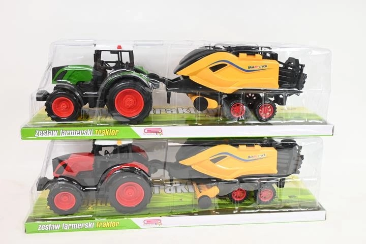 Traktor mezőgazdasági géppel – 1 darab