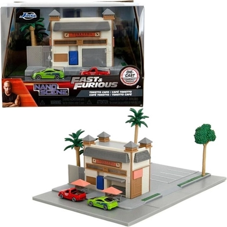Jada Fast & Furious dioráma – Toretto’s Market and Café szett, 2 nano kisautóval
