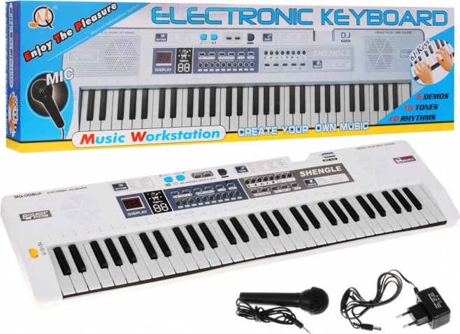 Fehér gyermek billentyűs szett mikrofonnal, felvétellel és sztereó hangszórókkal