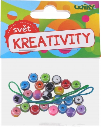 Színes gyöngyök zsinórral