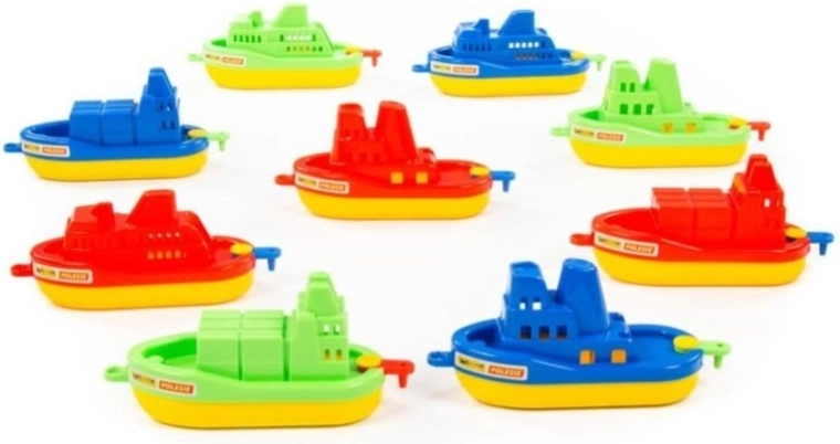 Műanyag csónak vízbe