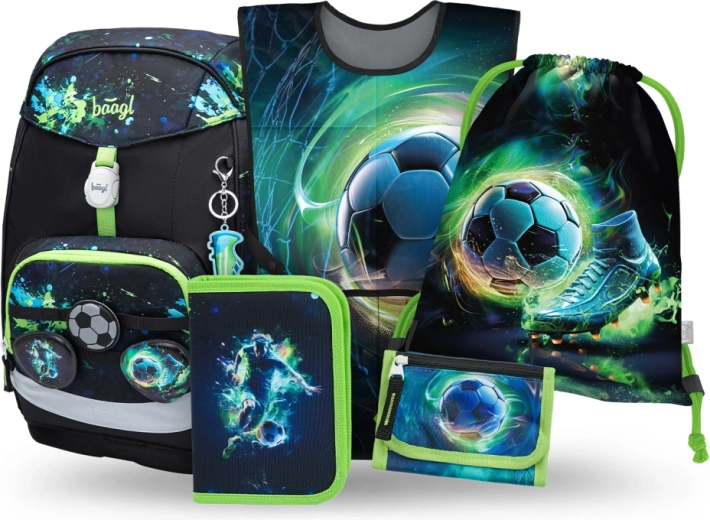 Školai BAAGL Airy Plus Football készlet – hátizsák, tolltartó, tornazsák, kötény és nyakba akasztható pénztárca