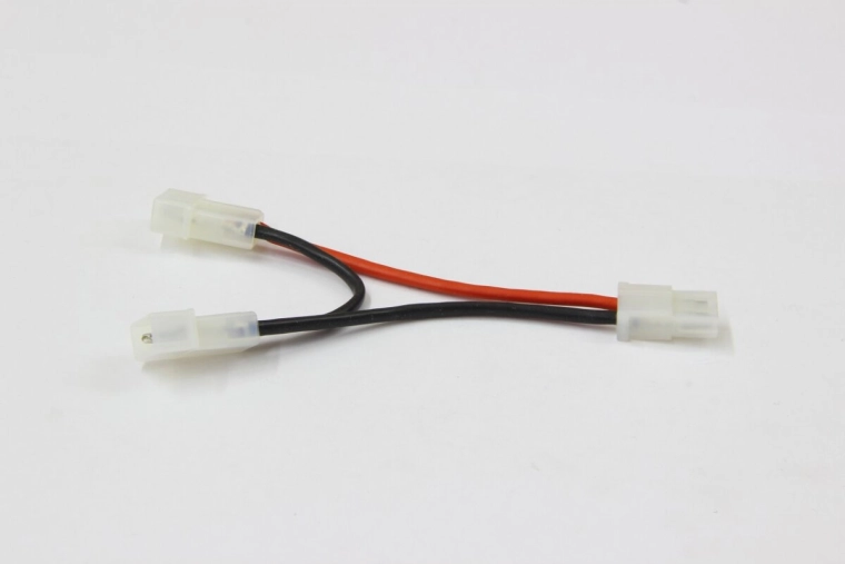 AMP akkumulátorhoz való Y adapter 1,5 mm-es vezetékekkel
