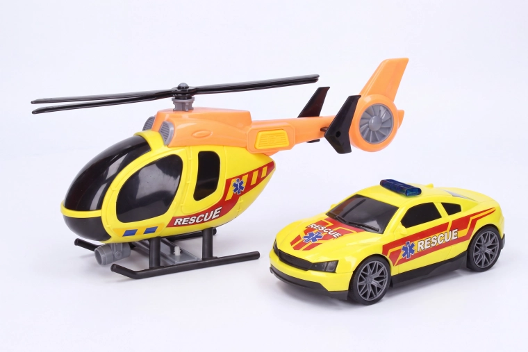Mentőhelikopter effektekkel és autóval