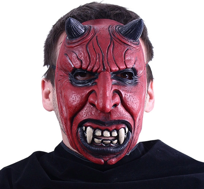 Ijesztő ördögi maszk Halloweenra