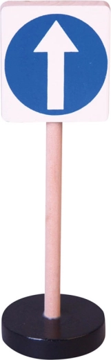 Fa közlekedési tábla – egyenes irány kötelező