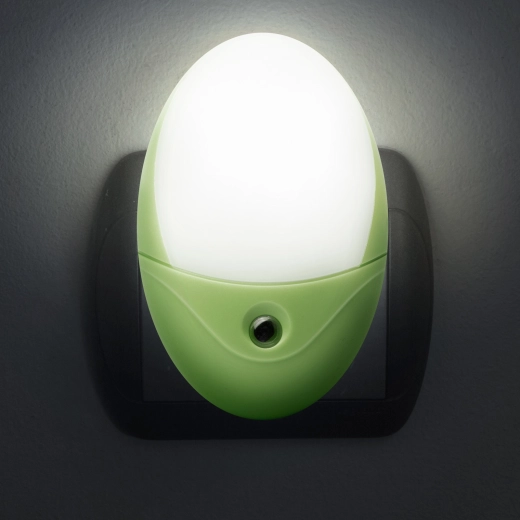 Phenom LED éjszakai tájékozódási lámpa fényérzékelővel, zöld