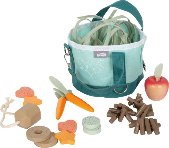 Lóetetéshez való készlet takarmánnyal és jutalomfalatokkal