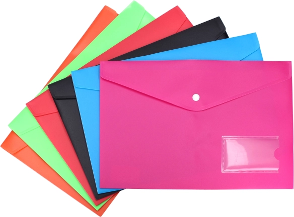 Műanyag patentos A4-es mappa