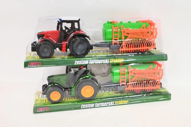 Traktor mezőgazdasági munkagéppel