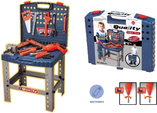 Gyerek bőröndös barkácsasztal szerszámokkal és elektromos fúróval