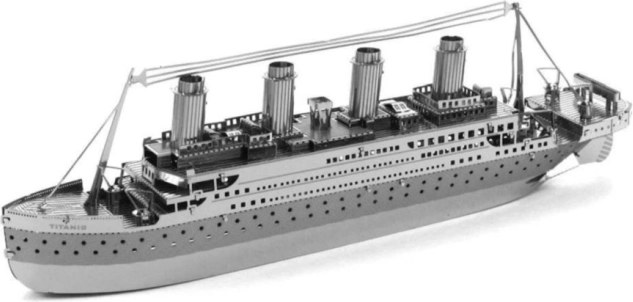 3D fém puzzle Titanic a Metal Earth-től