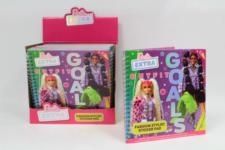 Barbie divatalbum matricákkal