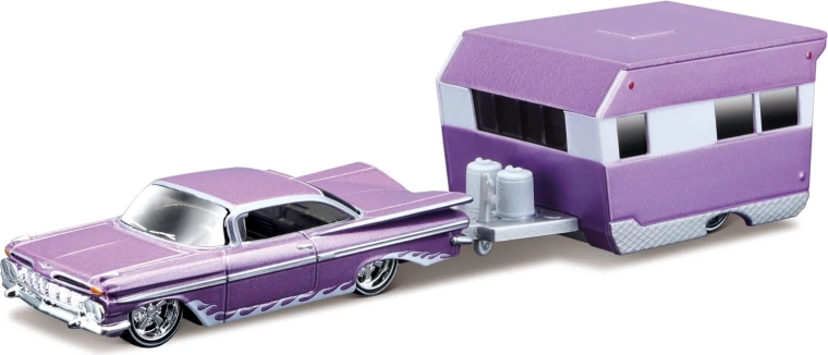 Maisto Design Tow & Go 1959 Chevrolet Impala Alameda lakókocsival 1:64