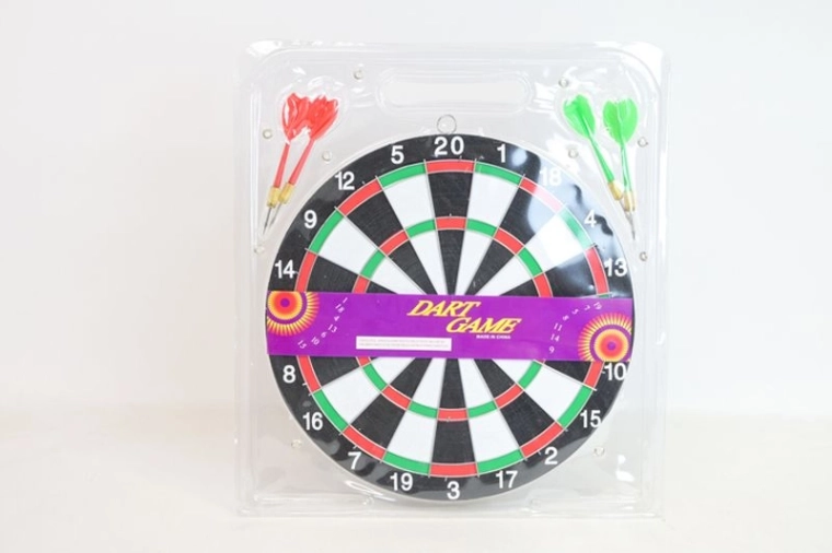 Darts céltábla steel-tip (acélhegyű) nyilakkal