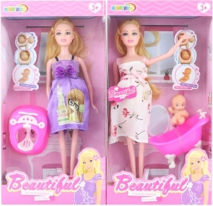 Várandós baba babával és kiegészítőkkel