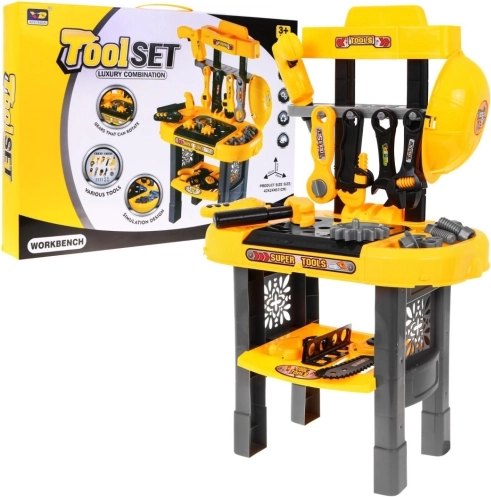 Gyerek műhely szerszámokkal