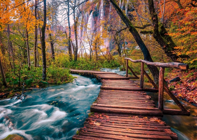 Puzzle Erdő patak a Plitvicei tavaknál, 1000 darab