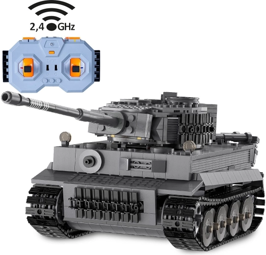 CaDA Tiger építőkészlet 1:35 méretarányban, távirányítóval