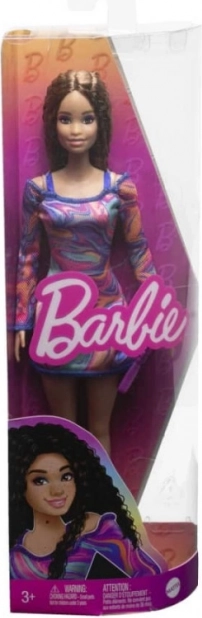 Barbie Fashionistas baba hullámos hajjal és szeplőkkel