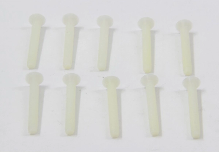 Süllyesztett fejű poliamid csavarok M4 × 30 mm, 10 darab