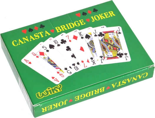Canasta kártyák papírdobozban