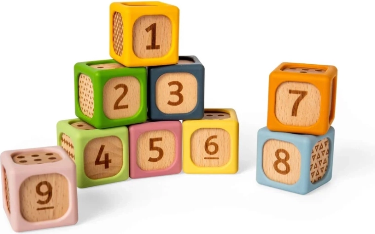 Bigjigs Toys fa és szilikon válogató kockák (9 db)