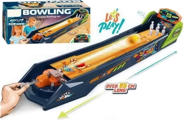 Gyermek bowlingjáték kilövővel és pályával