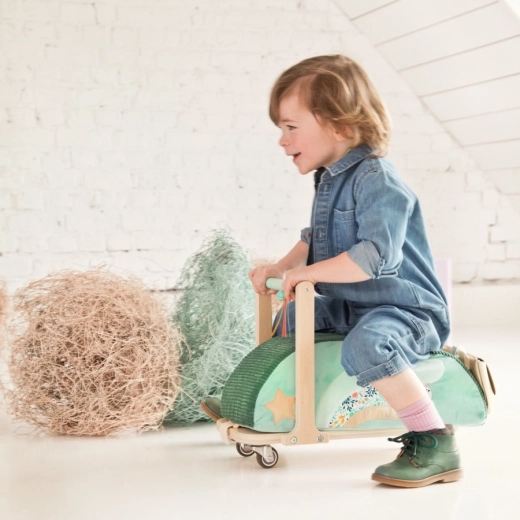 Lilliputiens járgány – Sárkány Joe