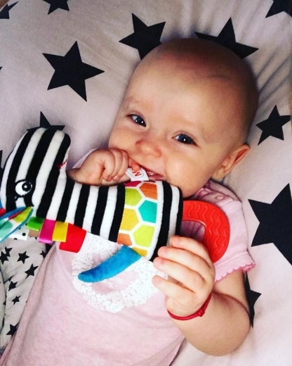 Megkönnyebbülés fogzáskor a szilikon rágókának köszönhetően