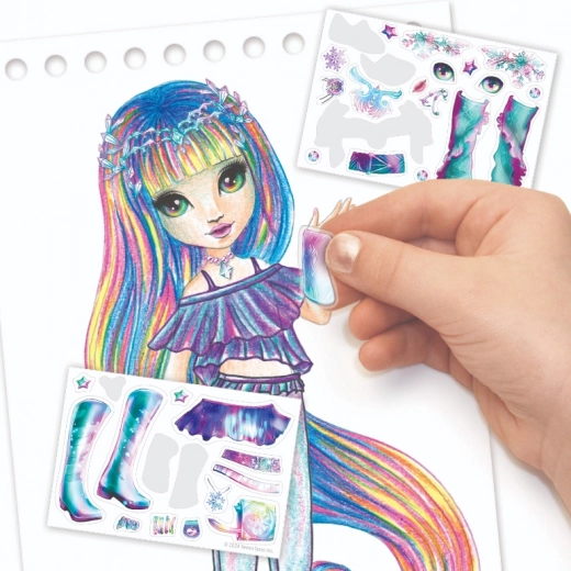 Egyszerű díszítés a mellékelt matricákkal