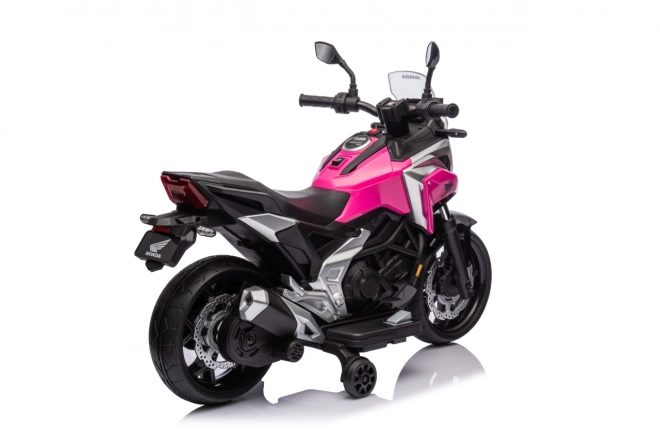 Honda NC750X rózsaszín motorkerékpár