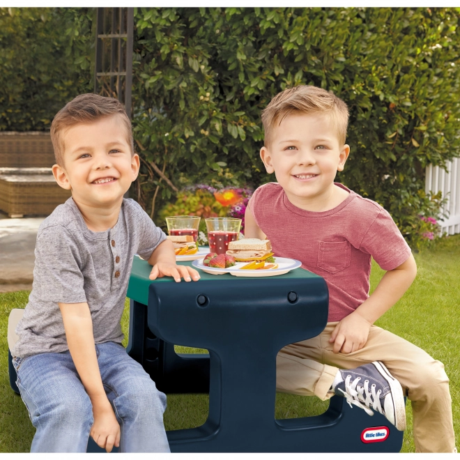 Gyermek piknikasztal kék-zöld Little Tikes kertbe