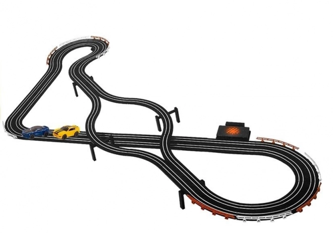 Izgalmas versenypálya 2 autóval - Slot Cars 1:64 méretarányban