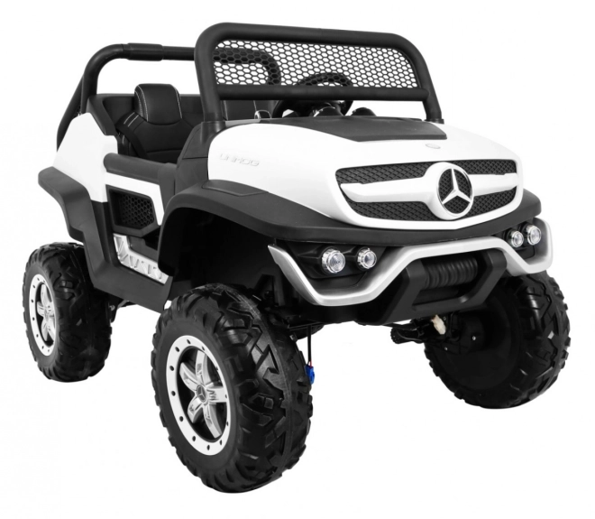 Jármű Mercedes BENZ UNIMOG Fehér