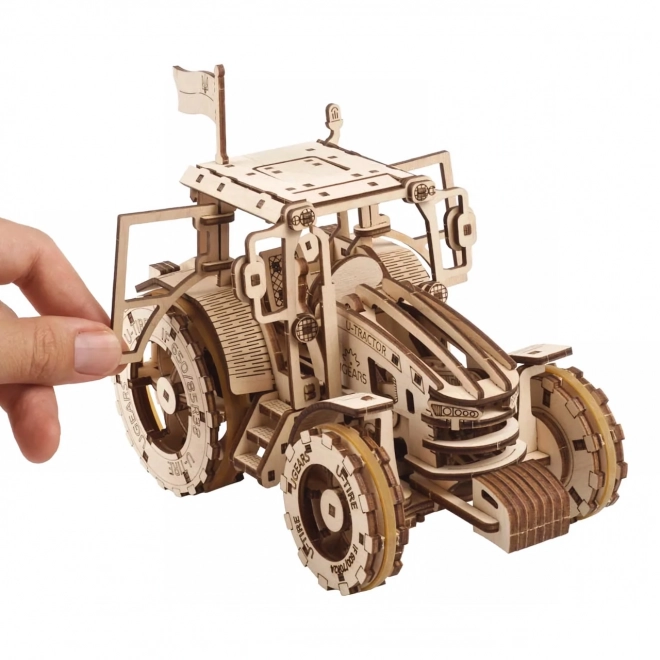 Ugears 3D mechanikus fa puzzle traktor