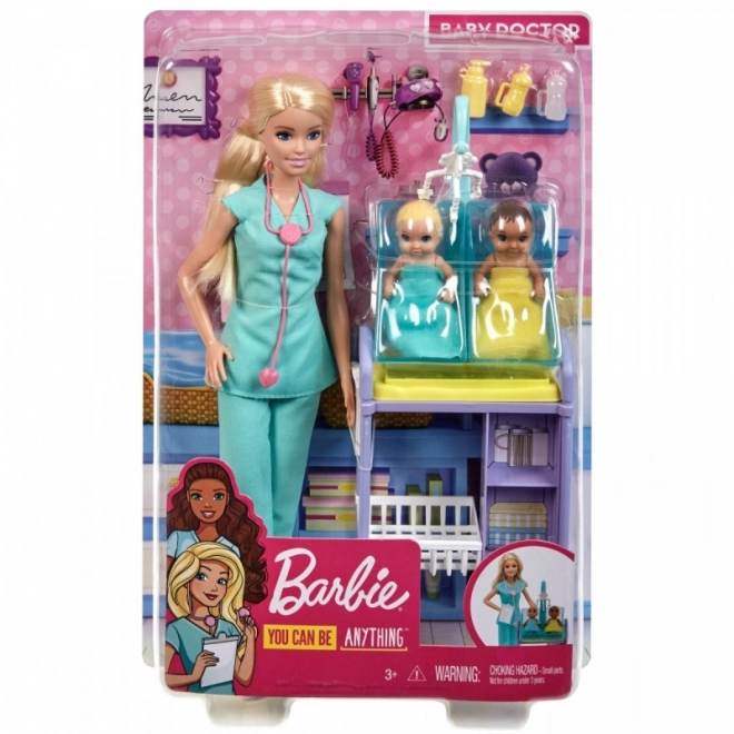 Barbie gyermekorvos játékkészlet